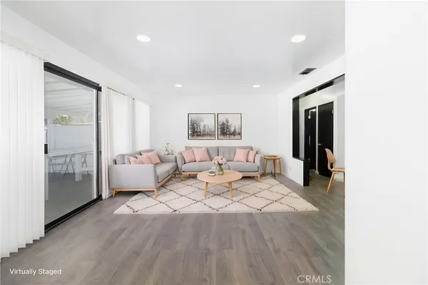 $799,000 | 20309 Roscoe Boulevard, Winnetka, CA 91306