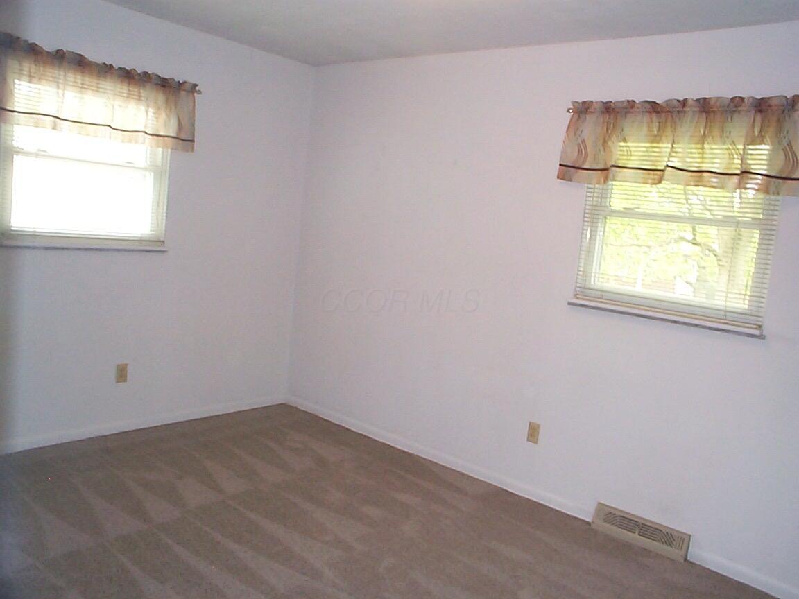 4432 Danforth Road Columbus, OH 43224 - Photo 21 of 26 Bedroom 3