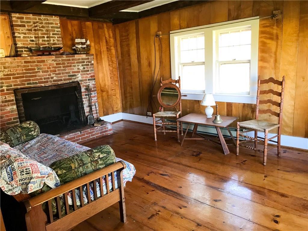 20 Harmon's Harbor Road Georgetown, ME 04548 - Photo 7 of 19 Living Room