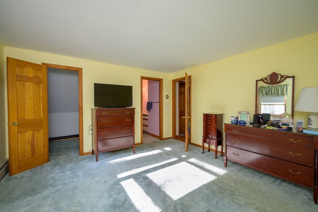 8 Kingman Road Amherst, MA 01002 - Photo 13 of 32 Gallery Image 13