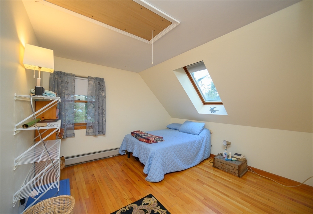 8 Kingman Road Amherst, MA 01002 - Photo 16 of 32 Gallery Image 16