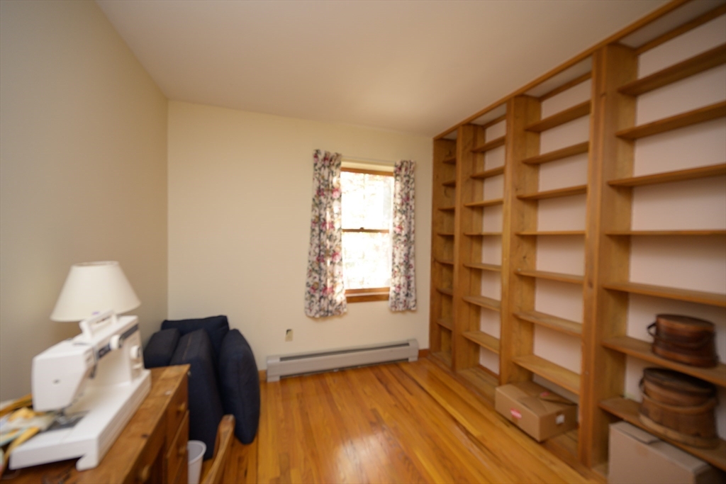 8 Kingman Road Amherst, MA 01002 - Photo 20 of 32 Gallery Image 20