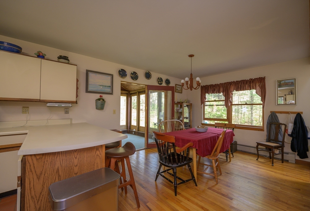8 Kingman Road Amherst, MA 01002 - Photo 7 of 32 Gallery Image 7