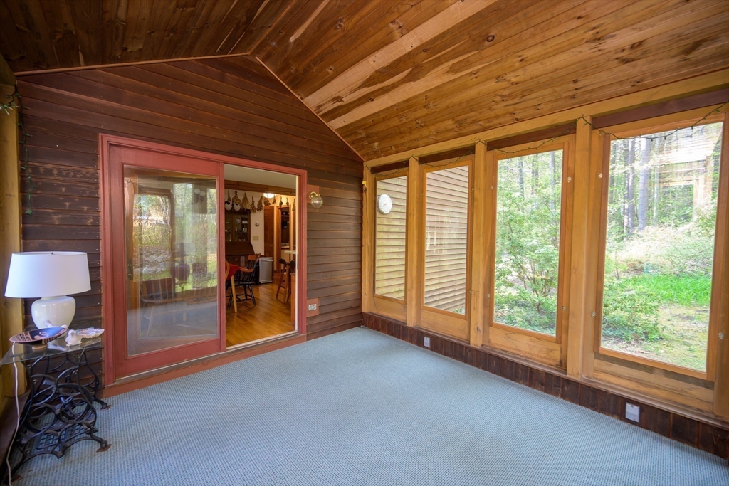 8 Kingman Road Amherst, MA 01002 - Photo 9 of 32 Gallery Image 9