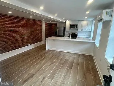 $2,200 | 4315 7th Street Northwest, Unit 2, Washington, DC 20011