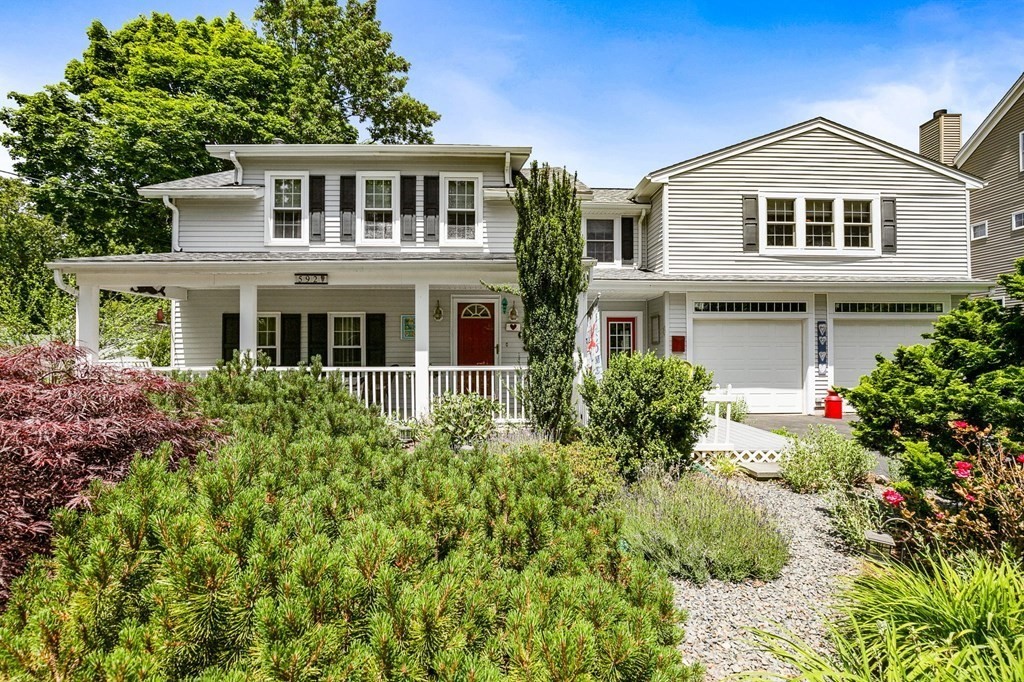 592 Ralph Talbot Street Weymouth, MA 02190 - Photo 1 of 32 Gallery Image 1