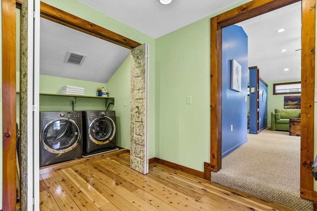 592 Ralph Talbot Street Weymouth, MA 02190 - Photo 17 of 32 Gallery Image 17