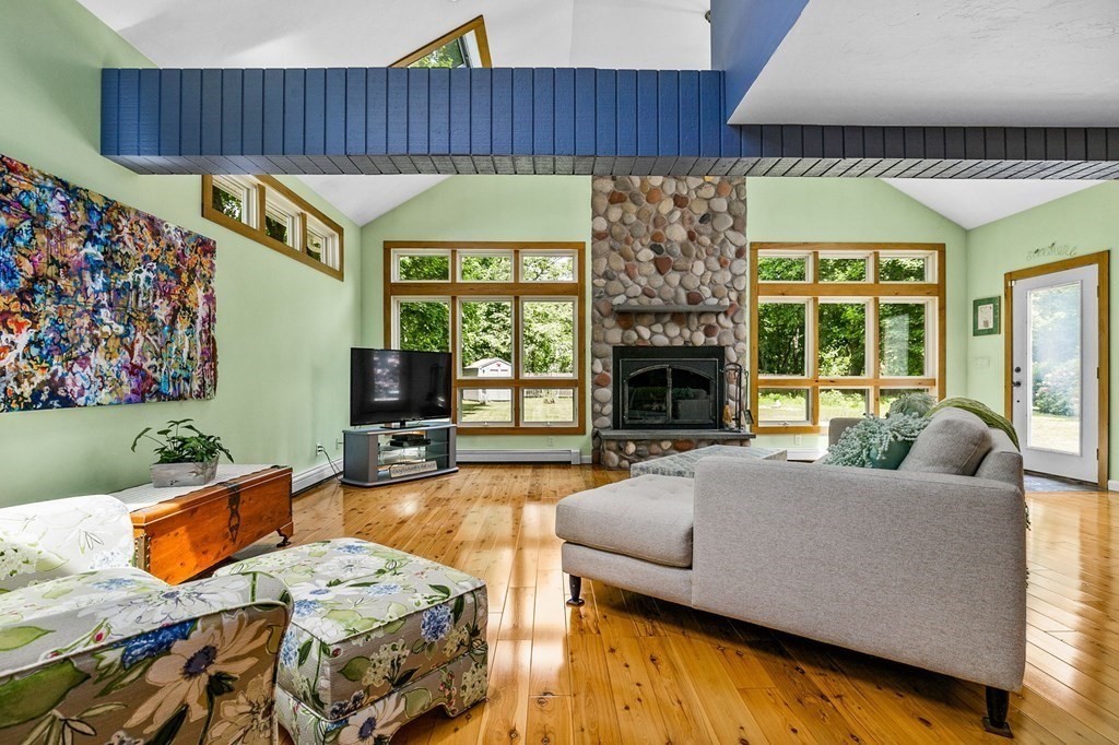 592 Ralph Talbot Street Weymouth, MA 02190 - Photo 4 of 32 Gallery Image 4
