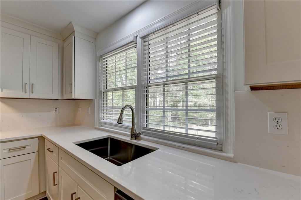 6535 Ganton Drive Duluth, GA 30097 - Photo 21 of 75