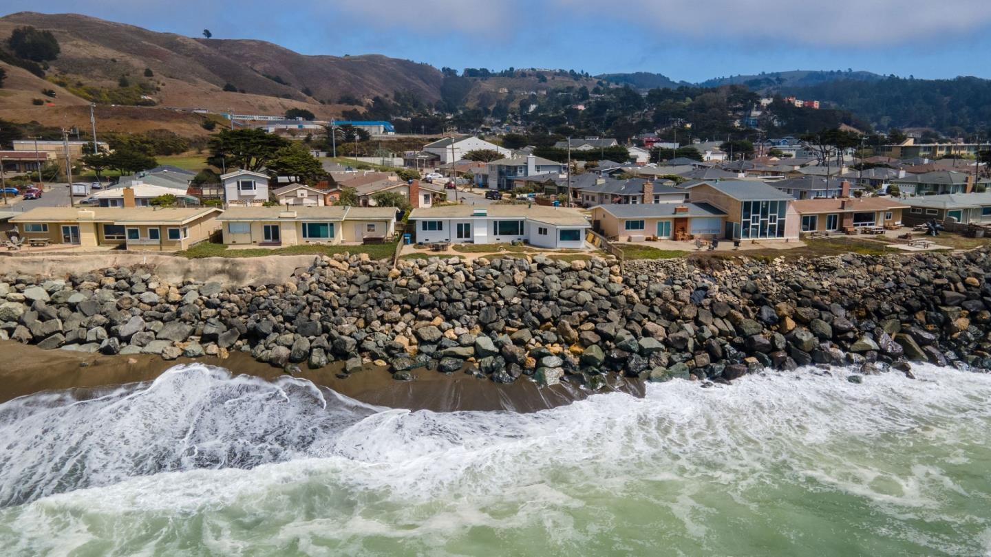 172 Shoreview Avenue Pacifica, CA 94044 - Photo 38 of 38 a view of a city