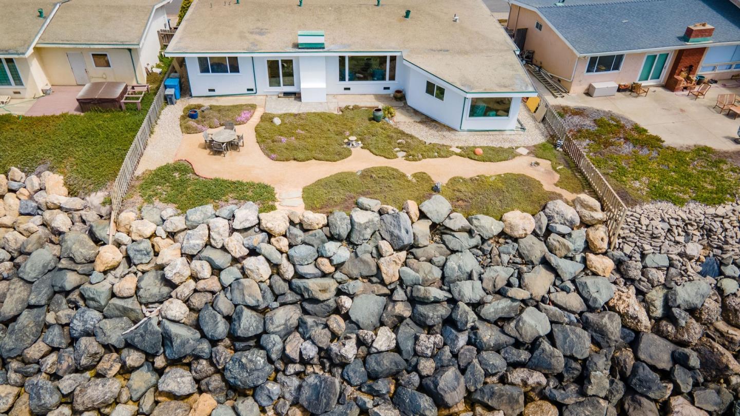 172 Shoreview Avenue Pacifica, CA 94044 - Photo 10 of 38 a view of a house with a yard