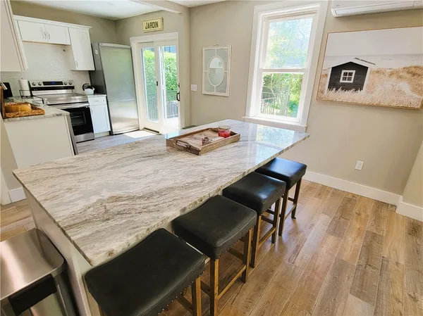 $8,000 | 129 Connection Street, Newport, RI 02840