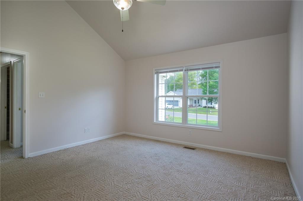 334 Quinn Road Clover, SC 29710 - Photo 19 of 34 Gallery Image 19