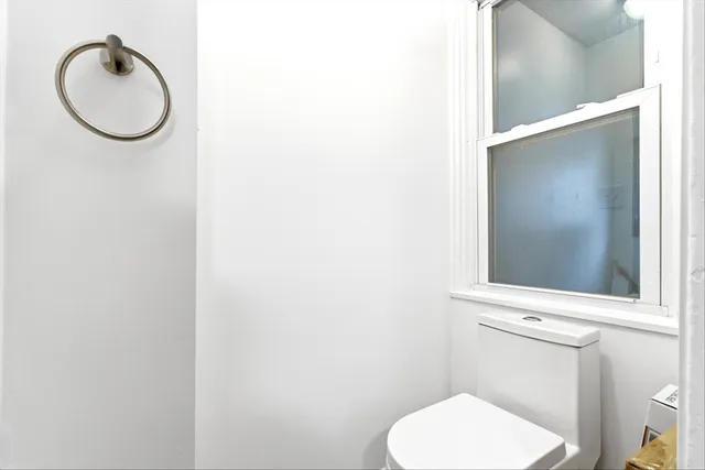 $2,400 | 41 Kent Street, Unit 1, Quincy, MA 02169