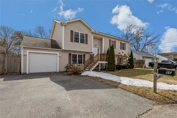 $519,900 | 86 Bethel Street, Warwick, RI 02889