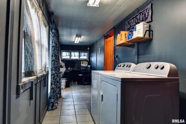 $158,000 | 720 North Lawn Avenue, Taylorville, IL 62568