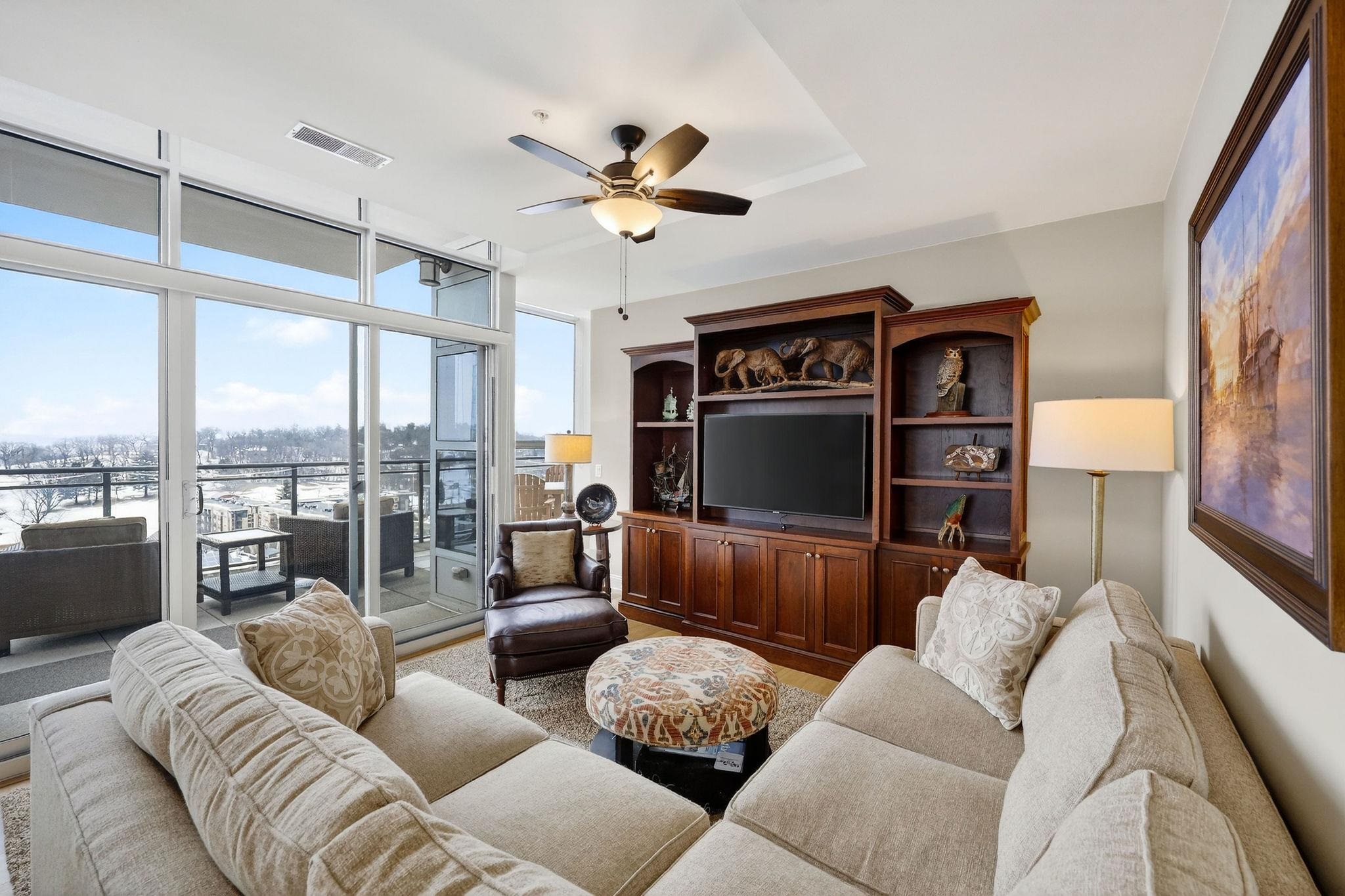 625 North Segoe Road, Unit 900 Madison, WI 53705 - Photo 20 of 57