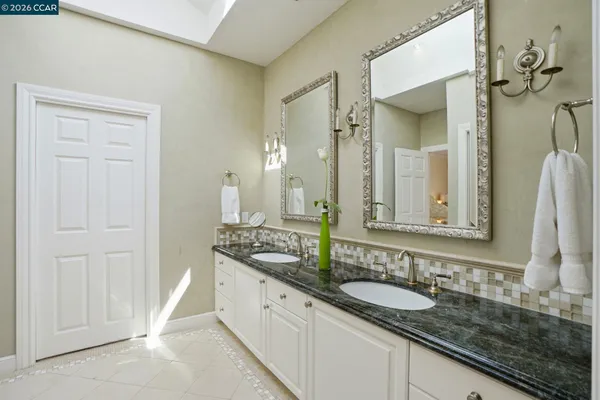 $2,995,000 | 45 Merrill Circle North, Moraga, CA 94556