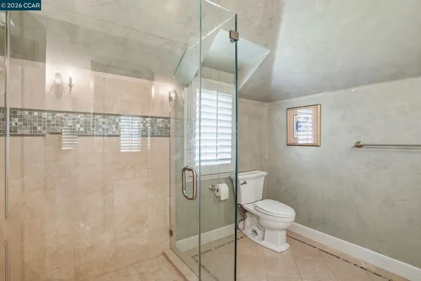 $2,995,000 | 45 Merrill Circle North, Moraga, CA 94556