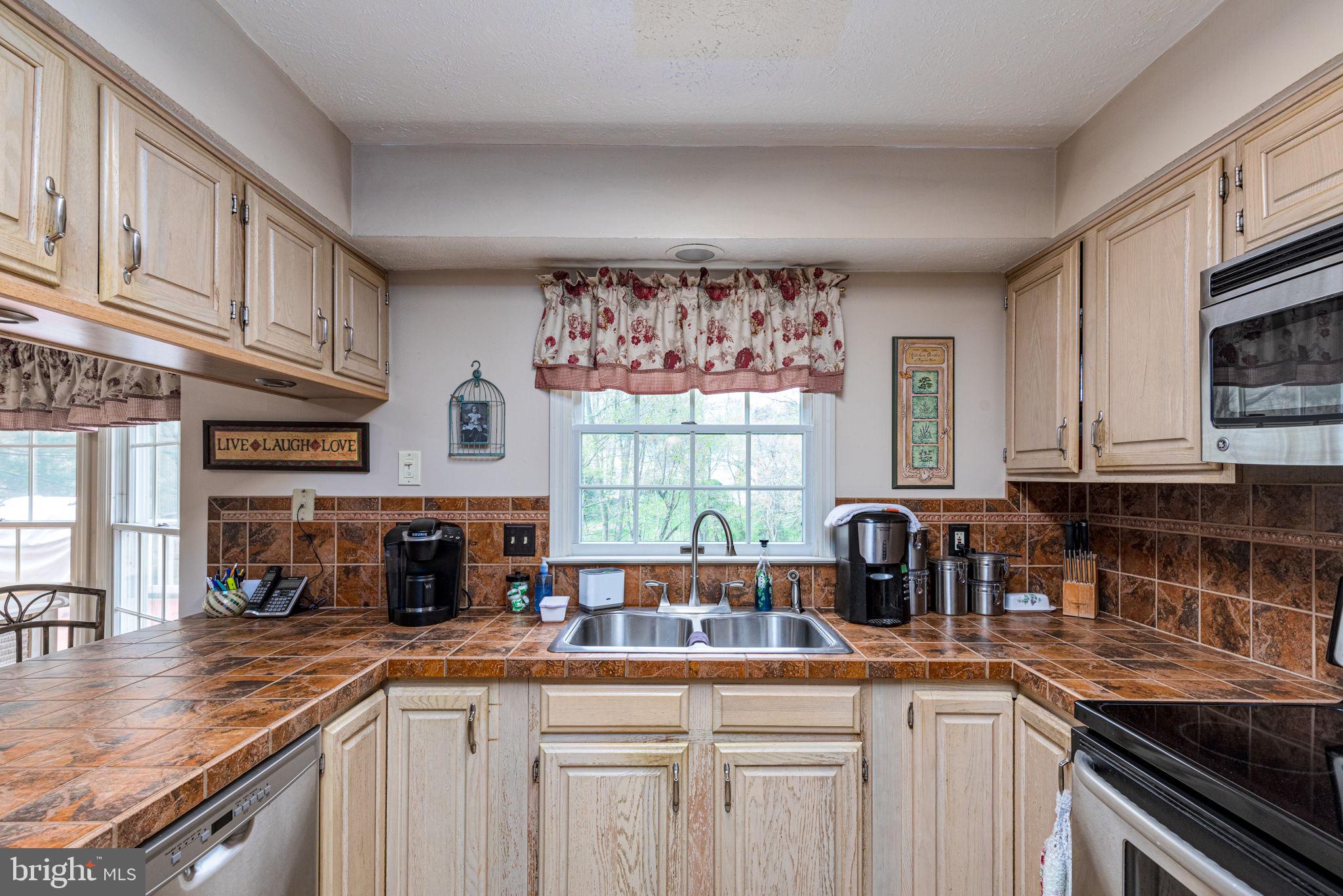 408 Sunny View Road Bel Air, MD 21014 - Photo 10 of 31