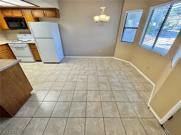 $1,500 | 2708 Beaver Creek Court, Unit 102, Las Vegas, NV 89117