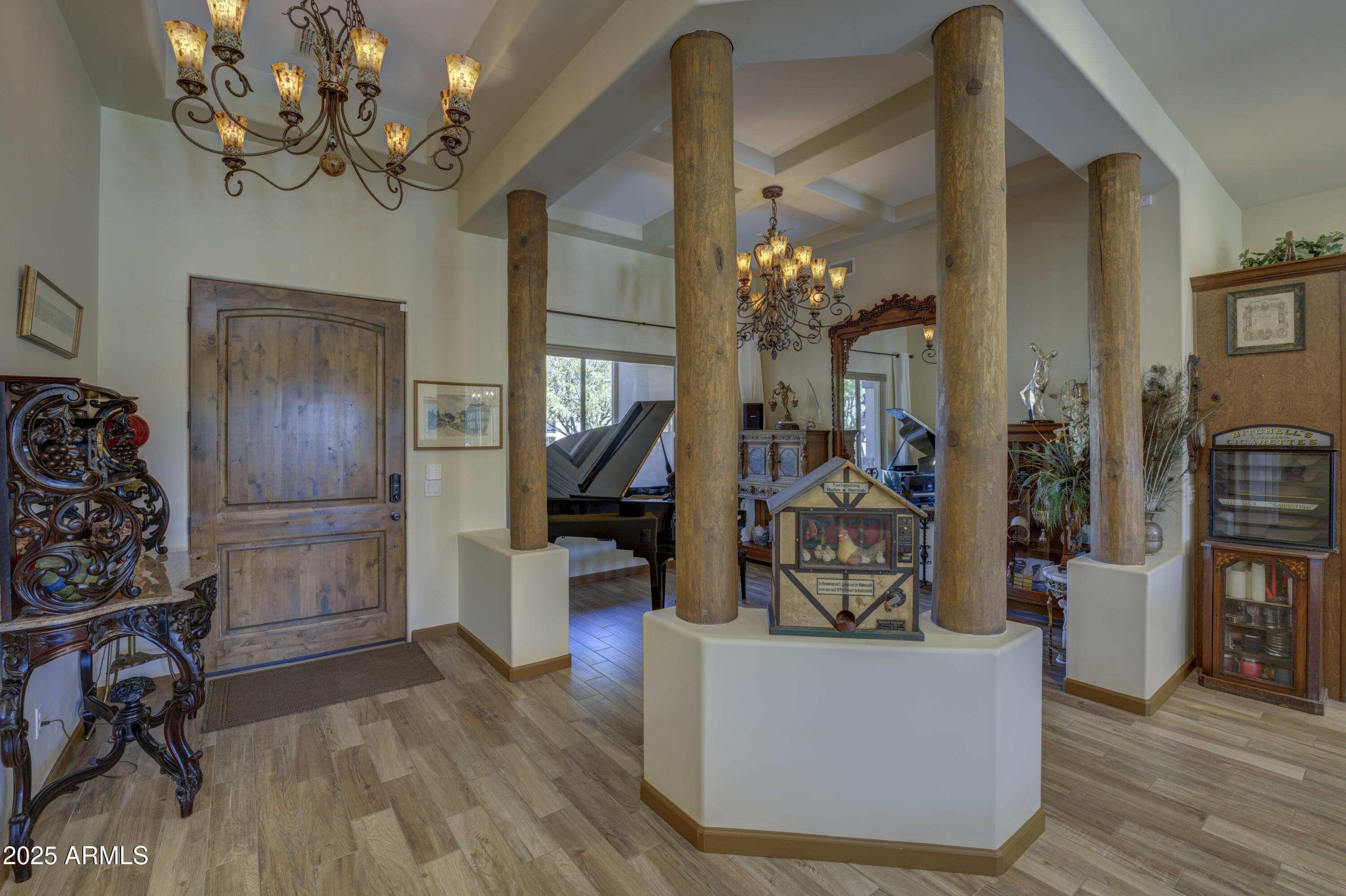 2729 West Dolores Road Phoenix, AZ 85086 - Photo 10 of 57 52- Foyer