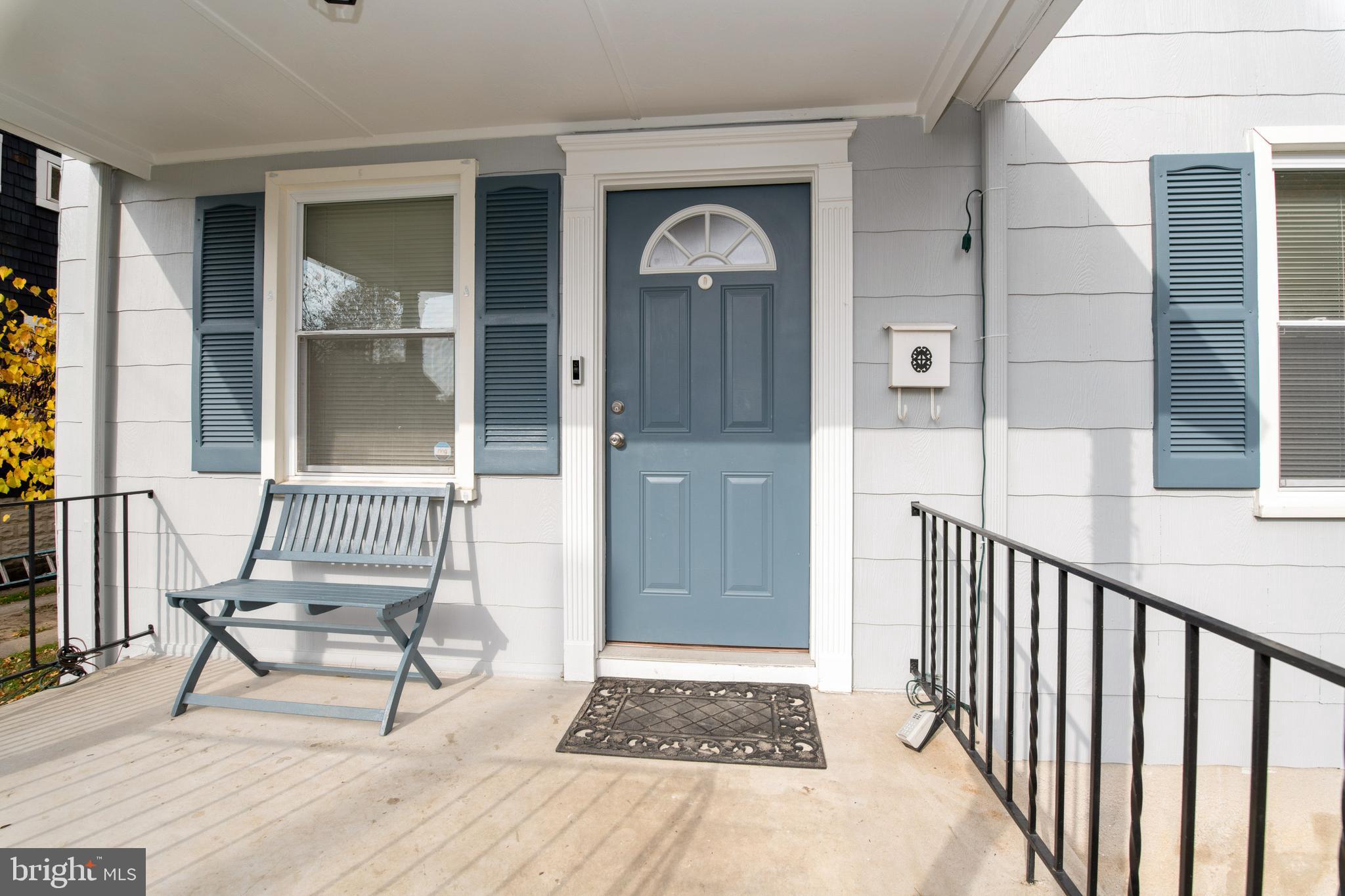518 Anneslie Road Baltimore, MD 21212 - Photo 3 of 35 Welcoming front porch