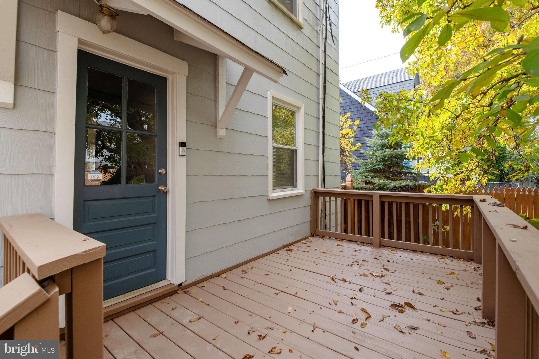 518 Anneslie Road Baltimore, MD 21212 - Photo 33 of 35 Beautiful rear deck