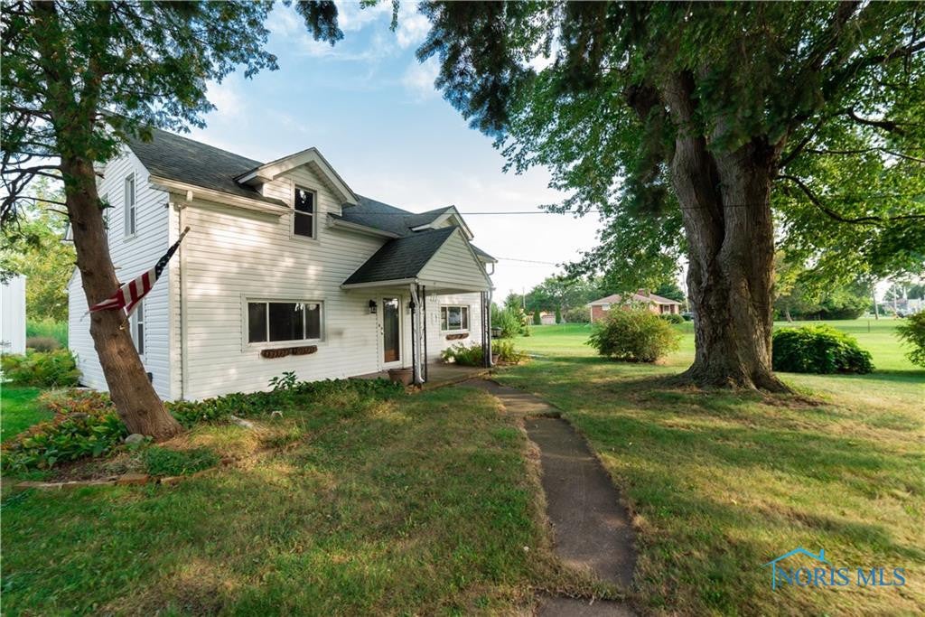 1765 South Coy Road Oregon, OH 43616 - Photo 2 of 23 Gallery Image 2