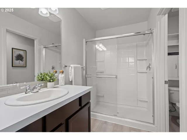 $375,000 | 2218 Northeast 115th Court, Vancouver, WA 98684