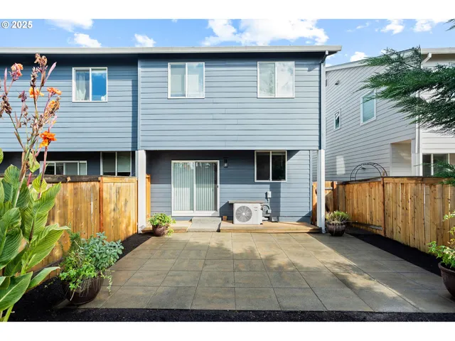 $375,000 | 2218 Northeast 115th Court, Vancouver, WA 98684