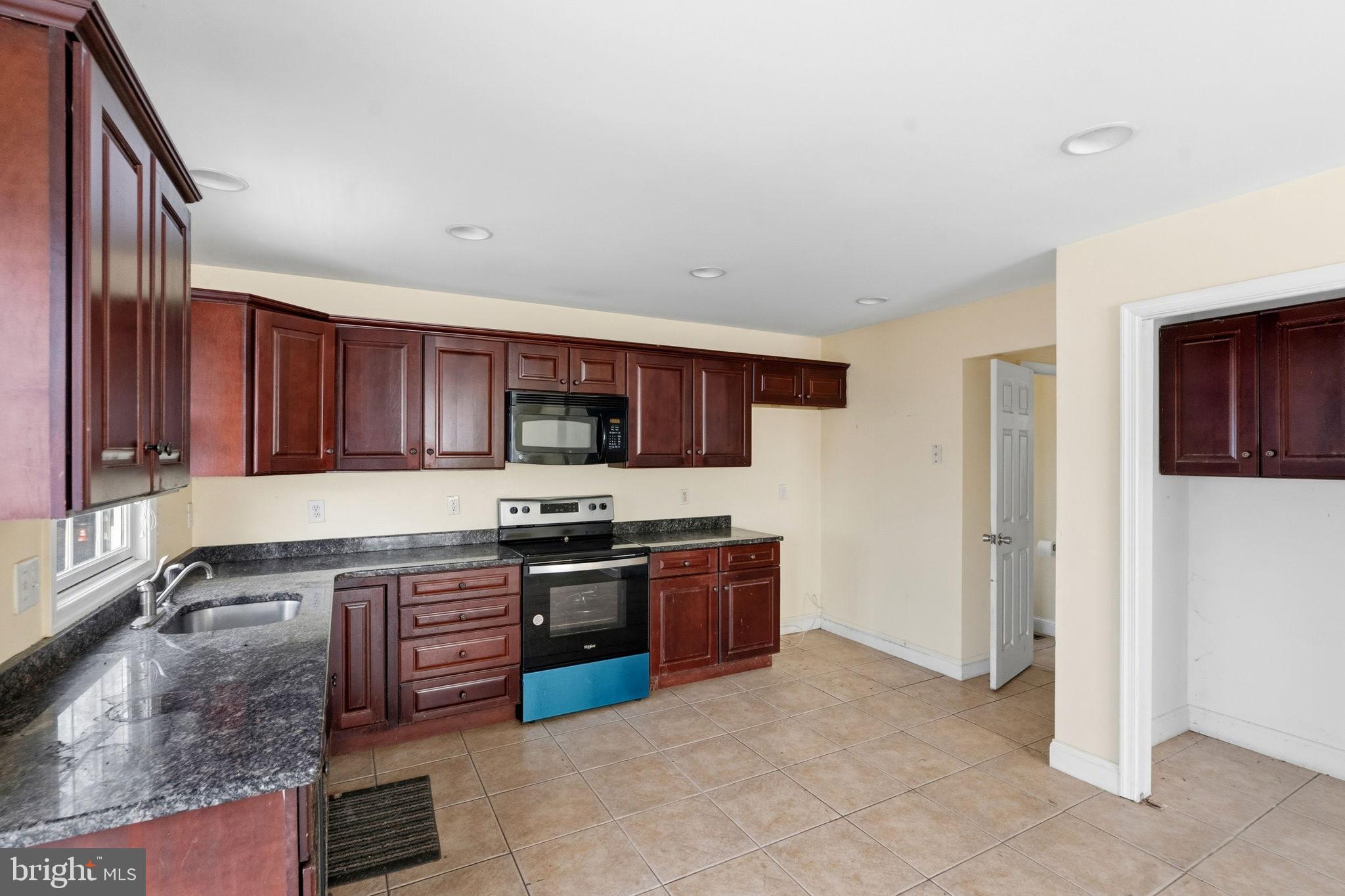 2090 Blue Bell Road Williamstown, NJ 08094 - Photo 32 of 90