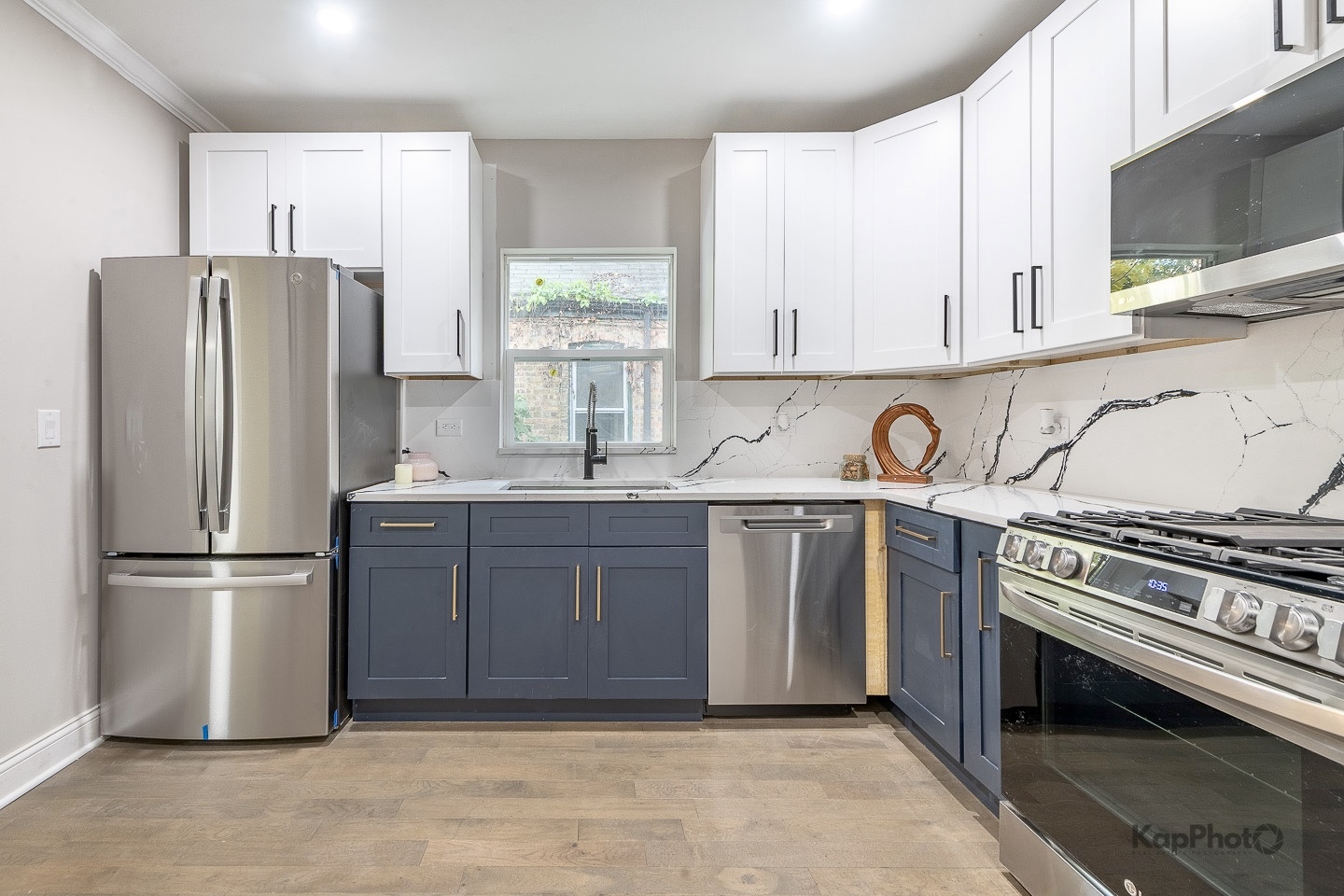 11935 South Stewart Avenue Chicago, IL 60628 - Photo 14 of 30