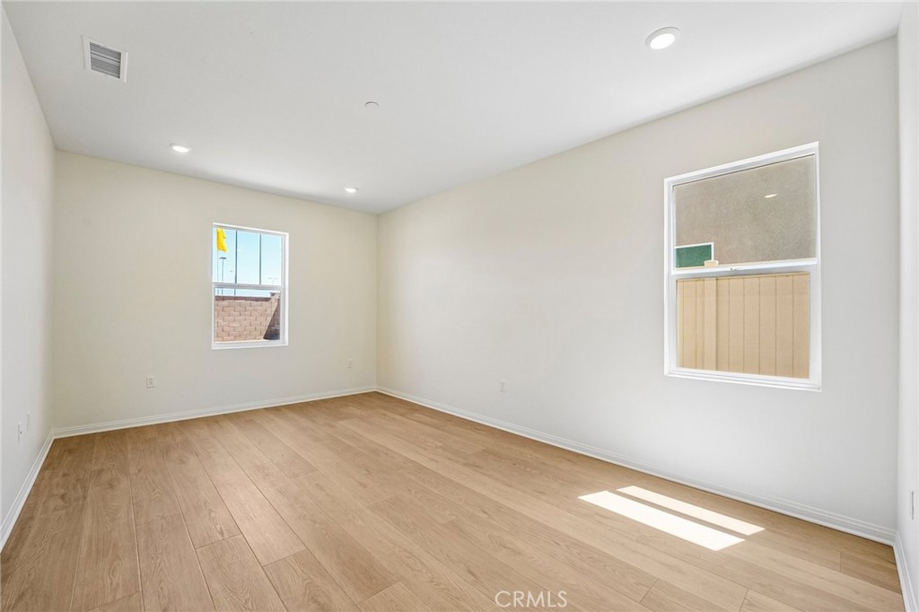 31288 Pine Oak Road Winchester, CA 92596 - Photo 9 of 34