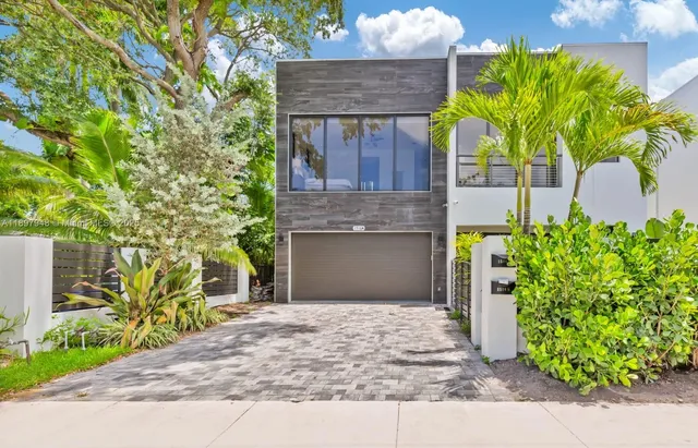 $1,799,000 | 1516 Southeast 1st Street, Fort Lauderdale, FL 33301