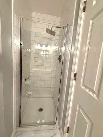 $219,000 | 202 South Waters Edge Drive, Unit 102, Glendale Heights, IL 60139