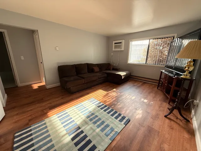 $219,000 | 202 South Waters Edge Drive, Unit 102, Glendale Heights, IL 60139