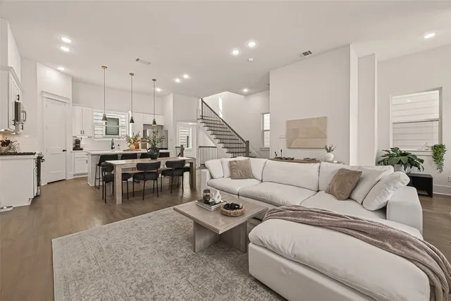 $537,500 | 1243 West 23rd Street, Unit C, Houston, TX 77008