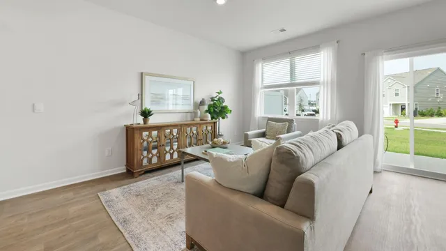 $313,825 | 304 Bluebell Way, Moncks Corner, SC 29461