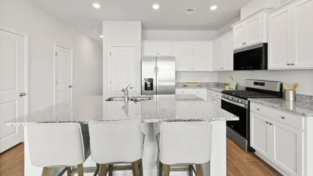 $313,825 | 304 Bluebell Way, Moncks Corner, SC 29461