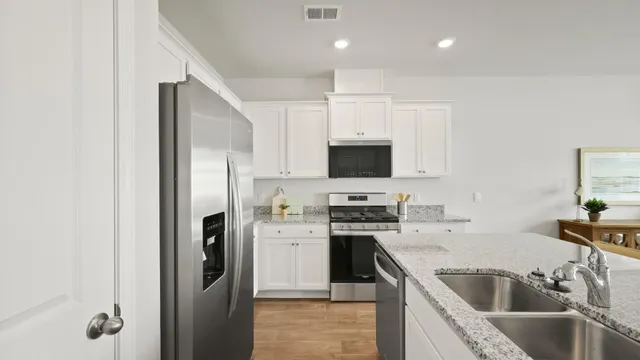 $313,825 | 304 Bluebell Way, Moncks Corner, SC 29461