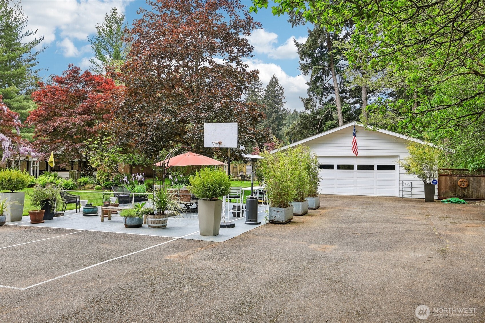 15408 Waller Road East Tacoma, WA 98445 - Photo 4 of 40
