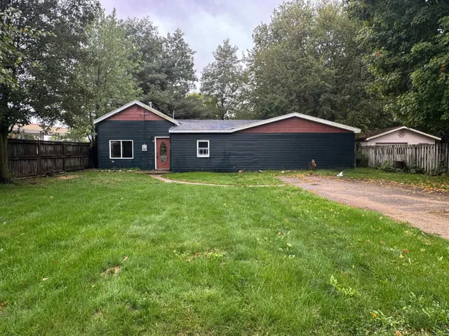 $223,000 | 117 Lovell Street, Schoolcraft, MI 49087