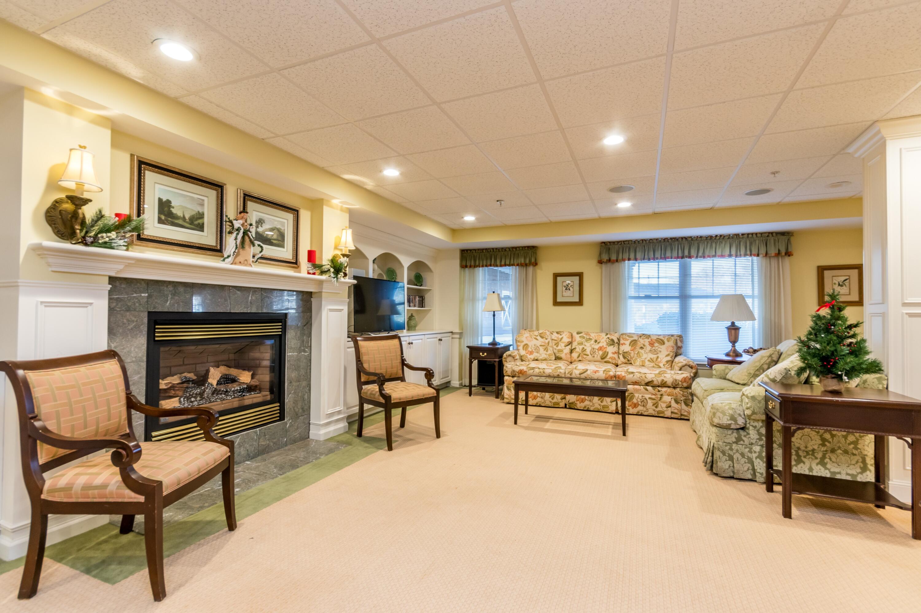 18 West Road, Unit 216 Orleans, MA 02653 - Photo 29 of 39 Sitting Room