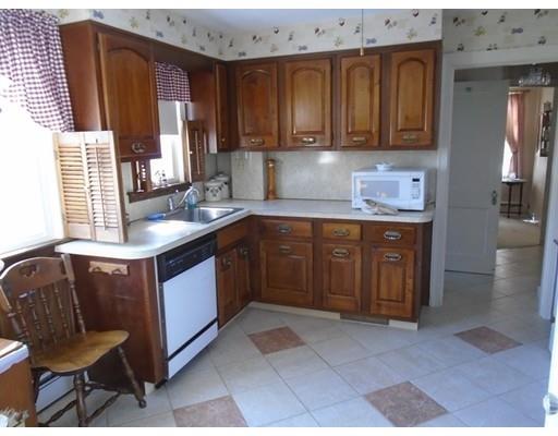 30 Arbutus Road Worcester, MA 01606 - Photo 3 of 22 Gallery Image 3