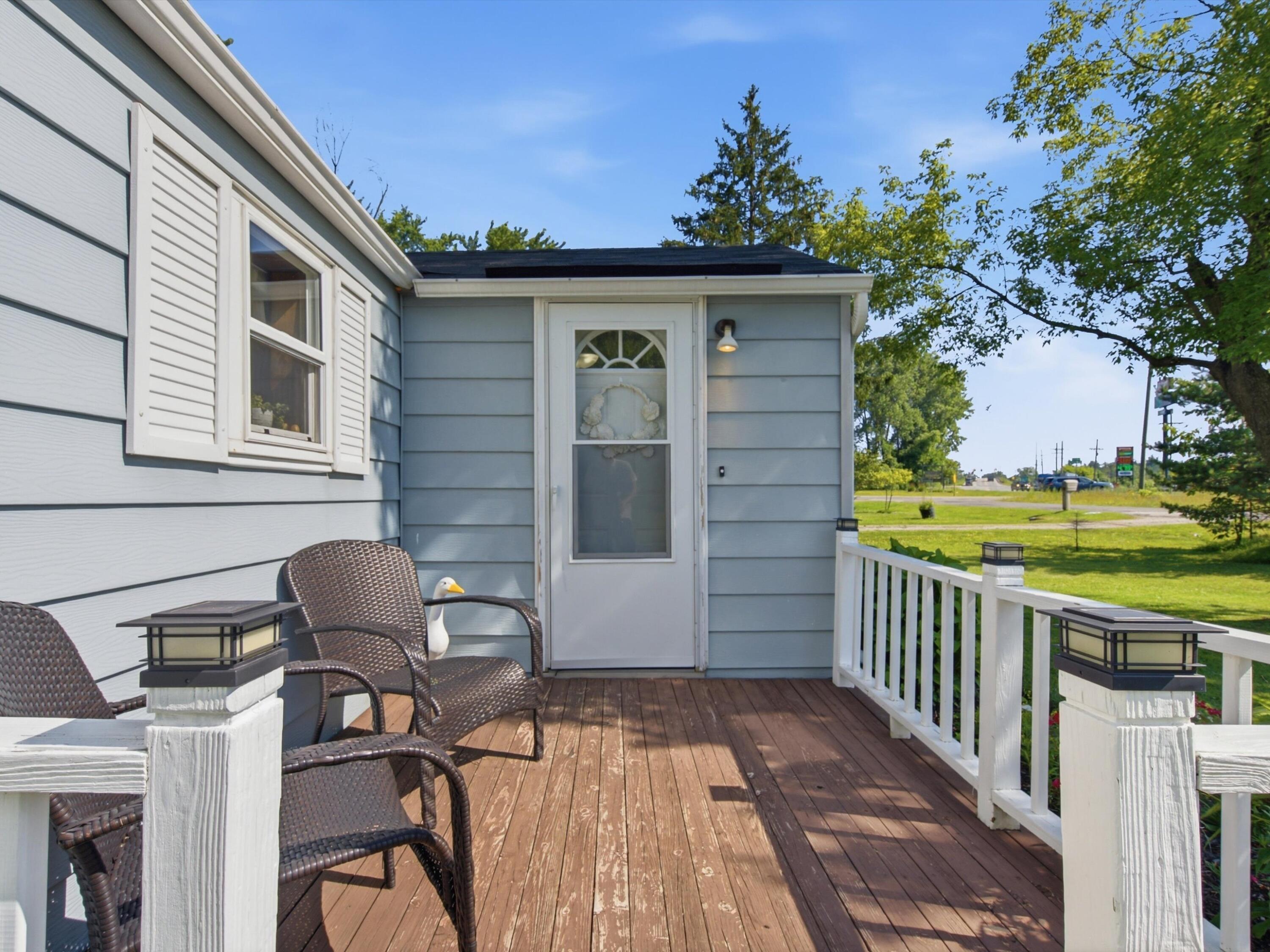 2411 Wadhams Road Smiths Creek, MI 48074 - Photo 13 of 40 Front deck