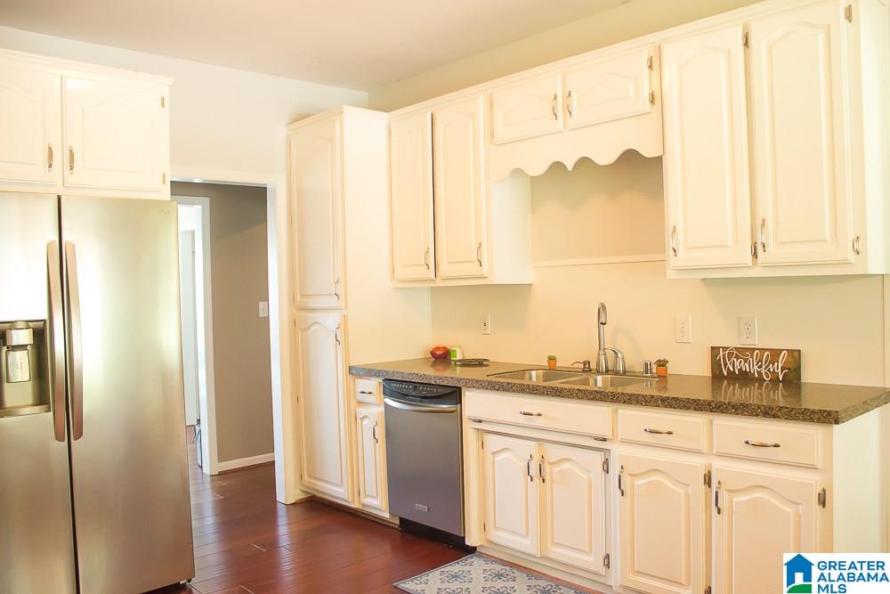 2848 Ridge Parkway Trussville, AL 35173 - Photo 9 of 20