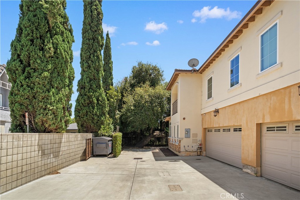 2438 Oneida Street, Unit D Pasadena, CA 91107 - Photo 41 of 45