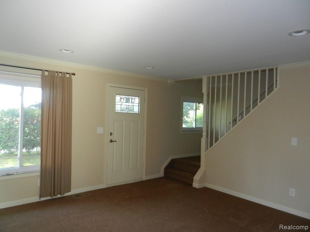 47564 Ryan Road Utica, MI 48317 - Photo 7 of 17 DSCN2247.jpg
