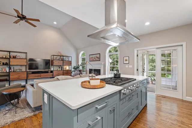 $750,000 | 49 Evangelyn Drive, Bow, NH 03304